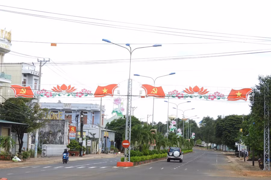 mot-goc-trung-tam-huyen-ia-grai-anh-thanh-nhat-dscn0884-404-2314.jpg