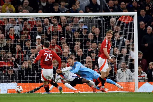 Manuel Ugarte đưa Man United vượt lên trước từ phút thứ 10