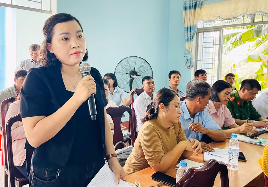 2-cu-tri-thi-xa-ayun-pa-phan-anh-y-kien-kien-nghi-tai-hoi-nghi.jpg