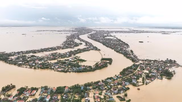 Những ngôi làng của người dân bị ngập sâu trong nước