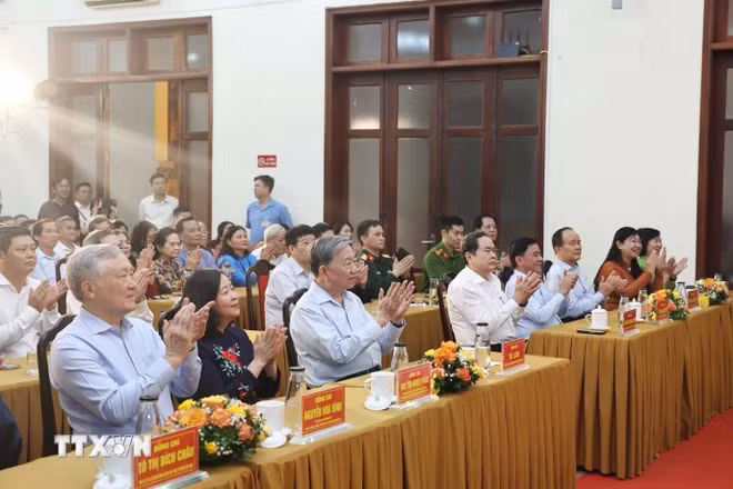 2ttxvn-to-lam-dai-doan-ket-11-4602.jpg