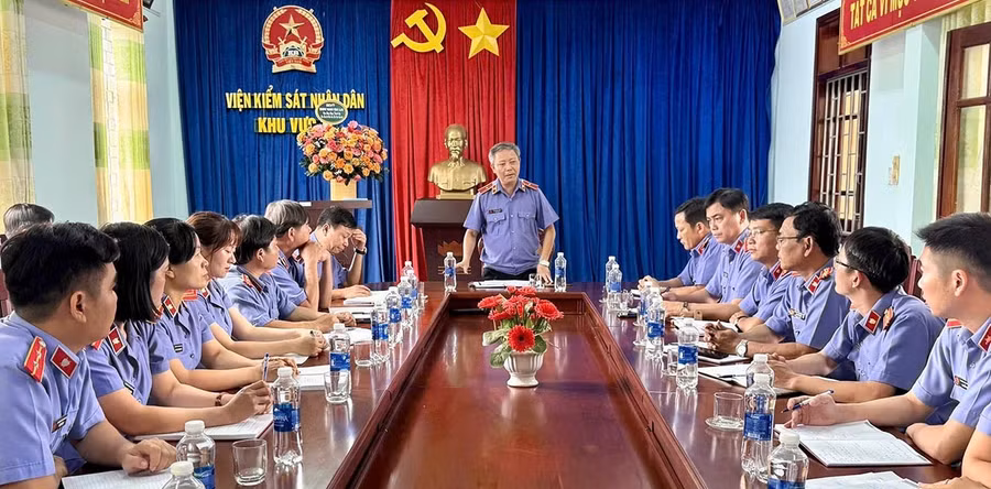 1b.jpg
