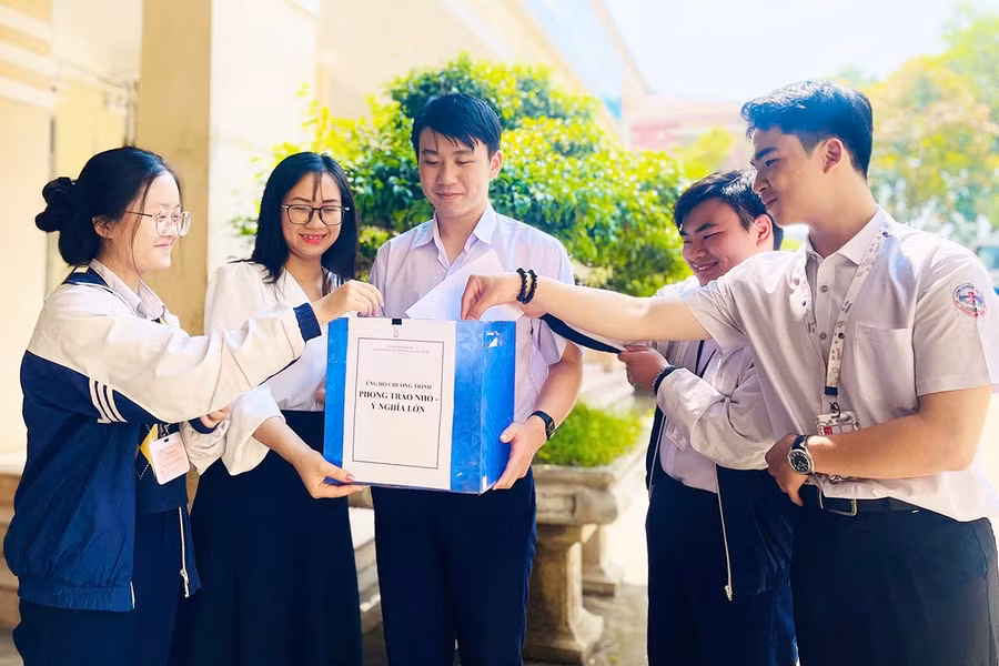 lan-toa-phong-trao-gay-quy-giup-ban-ngheodd.jpg