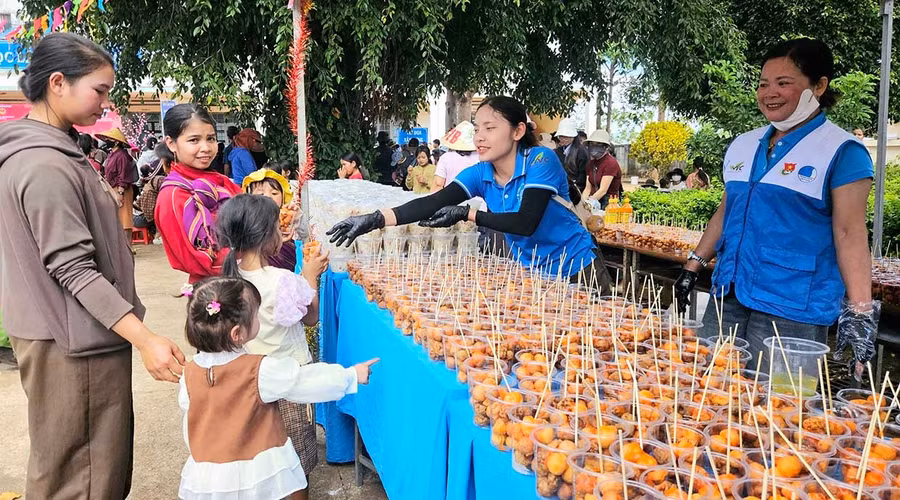 sac-xuan-yeu-thuong-them2.jpg