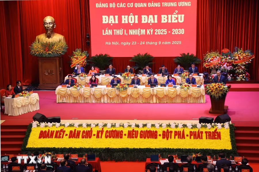 Tổng Bí thư Tô Lâm phát biểu chỉ đạo Đại hội. (Ảnh: Văn Điệp/TTXVN)