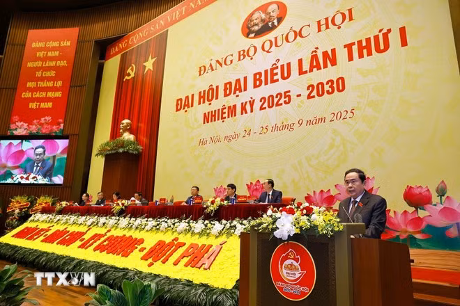 Ủy viên Bộ Chính trị, Bí thư Đảng ủy Quốc hội, Chủ tịch Quốc hội Trần Thanh Mẫn đọc Diễn văn khai mạc Đại hội. (Ảnh: Doãn Tấn/TTXVN)