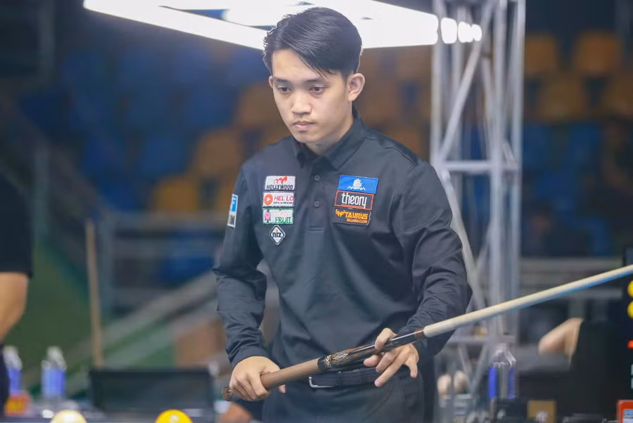 Chiêm Hồng Thái đã chơi hay, nhưng không gặp may khi Trần Quyết Chiến quá xuất sắc. . ẢNH: QUỐC KHANG