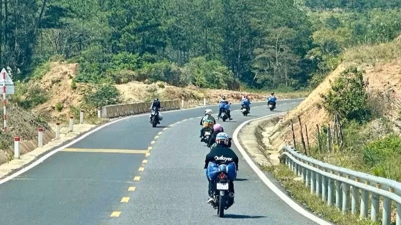 tha-huong-nguoc-nui-dd.jpg
