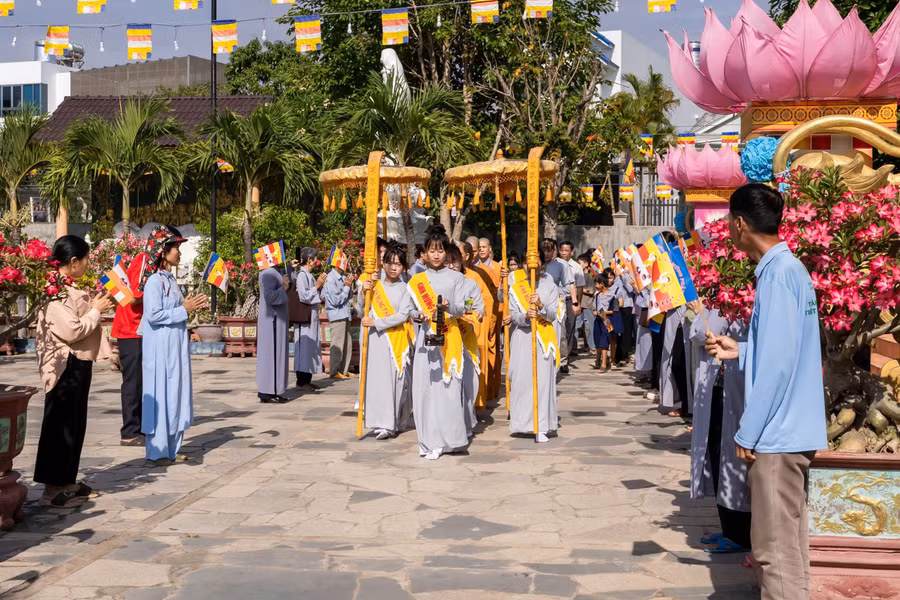 quang-canh-cac-chua-trong-tinh-vao-dip-dai-le-phat-dan-phat-lich-2569-anh-thanh-nhat.jpg
