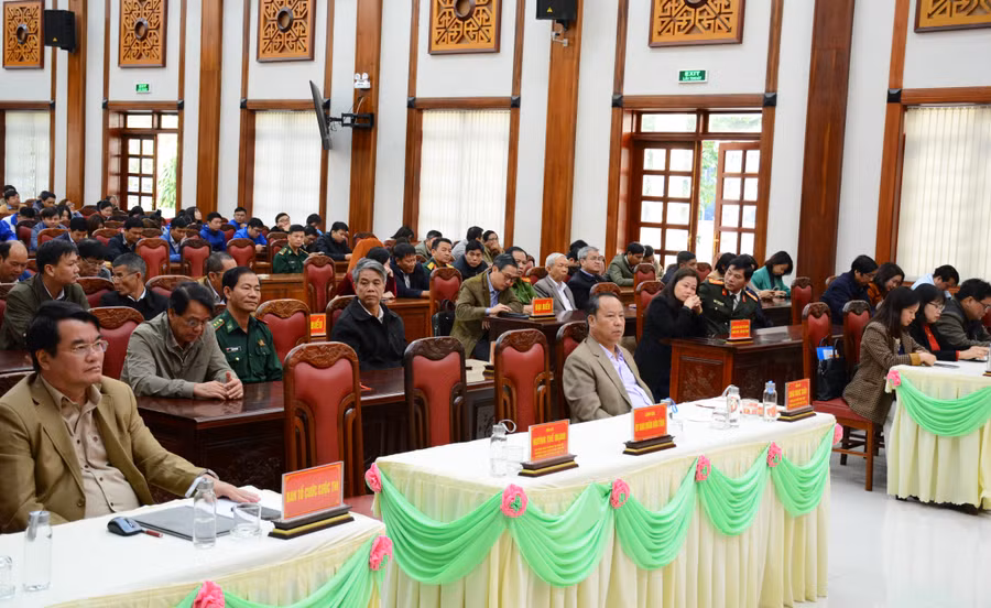 Các đại biểu tham dự lễ phát động 2 cuộc thi tại điểm cầu Hội trường 2-9 (TP. Pleiku). Ảnh: Anh Huy