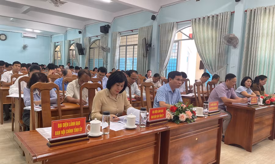 Các đại biểu tham dự hội nghị Ban Chấp hành Đảng bộ Khối lần thứ 18. Ảnh: P.D