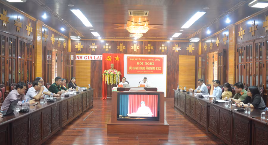 Quang cảnh hội nghị tại điểm cầu Hội trường 2-9. Ảnh: Anh Huy