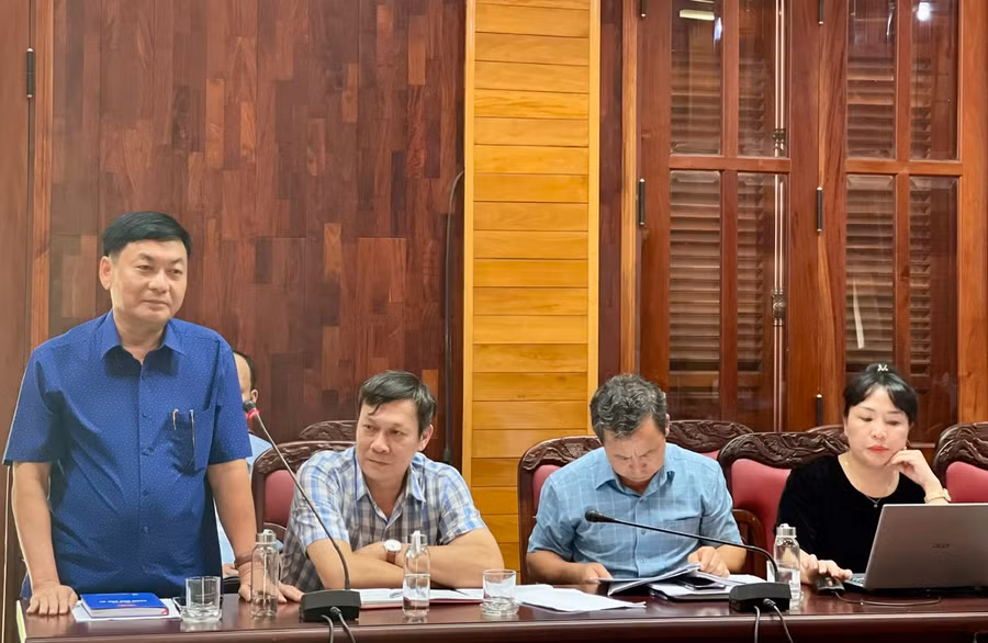 Đồng chí Huỳnh Kiên-Bí thư Đảng ủy, Tổng Biên tập Báo Gia Lai, Chủ tịch Hội Nhà báo tỉnh tham gia ý kiến tại hội nghị sơ kết công tác tuyên giáo 6 tháng đầu năm và triển khai nhiệm vụ 6 tháng cuối năm 2024. Ảnh: P.D