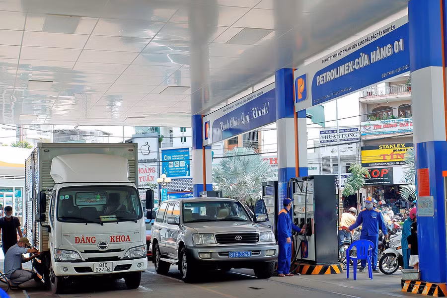 Petrolimex là thương nhân đầu mối kinh doanh xăng dầu lớn trên địa bàn tỉnh Gia Lai. Ảnh: Đức Thụy