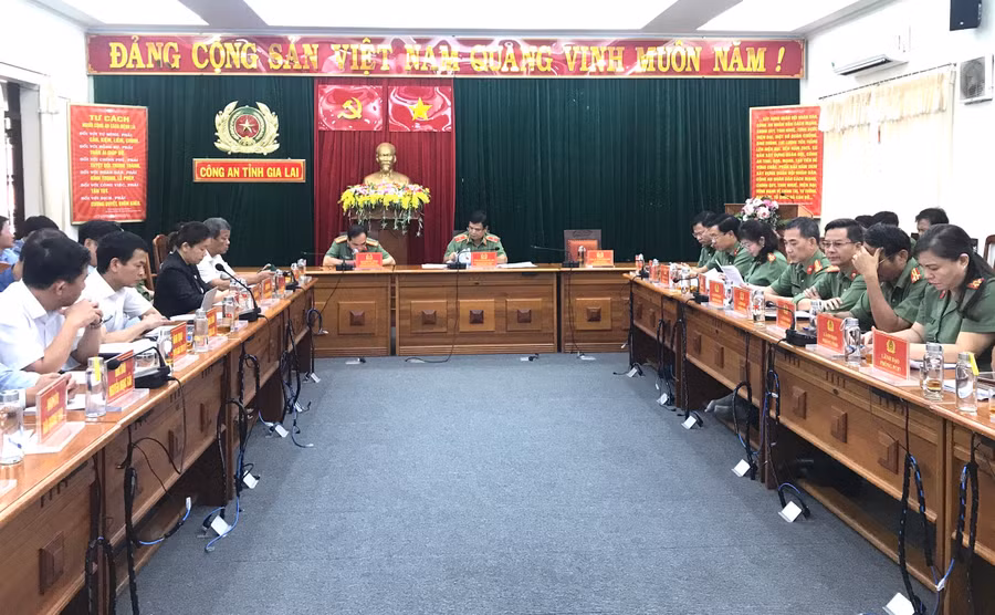 Quang cảnh buổi gặp mặt tại điểm cầu Công an tỉnh Gia Lai. Ảnh: Thiên Di Quang cảnh buổi gặp mặt tại điểm cầu Công an tỉnh Gia Lai. Ảnh: Thiên Di