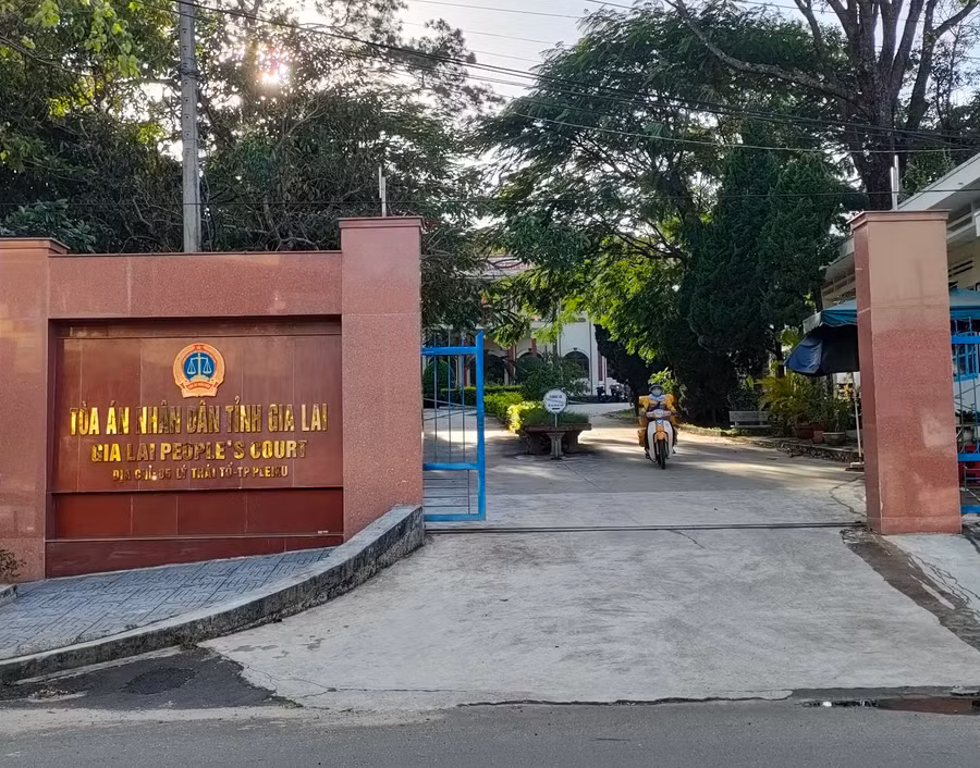 Một thẩm phán Toà án nhân dân tỉnh Gia Lai bị bắt khẩn cấp về hành vi nhận hối lộ. Ảnh: Nguyễn Tú