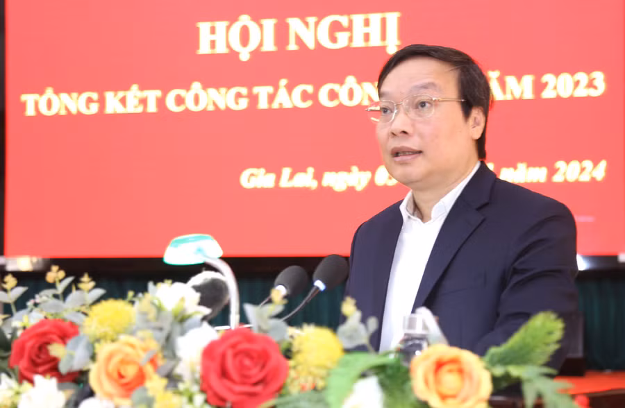 Chủ tịch UBND tỉnh Trương Hải Long phát biểu chỉ đạo tại hội nghị. Ảnh: Vĩnh Hoàng Chủ tịch UBND tỉnh Trương Hải Long phát biểu chỉ đạo tại hội nghị. Ảnh: Vĩnh Hoàng
