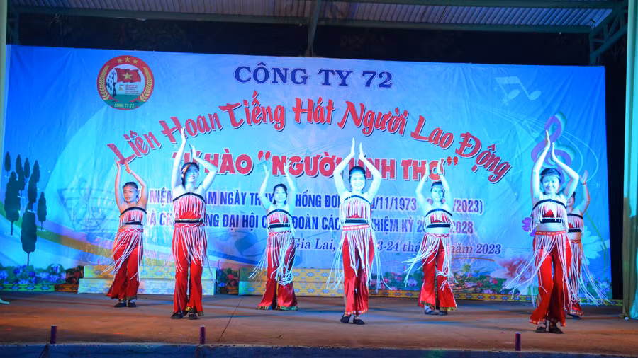 Một tiết mục tham gia hội diễn. Ảnh: VĨNH HOÀNG