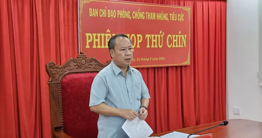 Phó Bí thư Thường trực Tỉnh ủy Châu Ngọc Tuấn phát biểu quán triệt mục đích, yêu cầu phiên họp. Ảnh: Vĩnh Hoàng