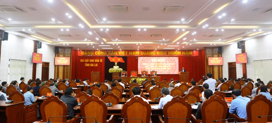 Quang cảnh hội nghị. Ảnh: Vĩnh Hoàng Quang cảnh hội nghị. Ảnh: Vĩnh Hoàng