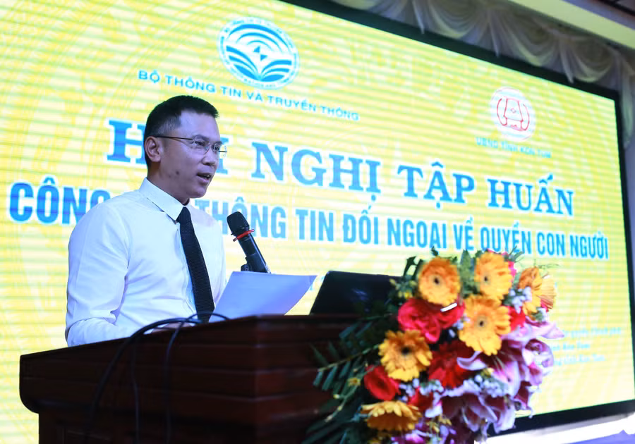 Ông Phạm Anh Tuấn-Cục trưởng Cục Thông tin đối ngoại phát biểu khai mạc hội nghị. Ảnh: Vĩnh Hoàng