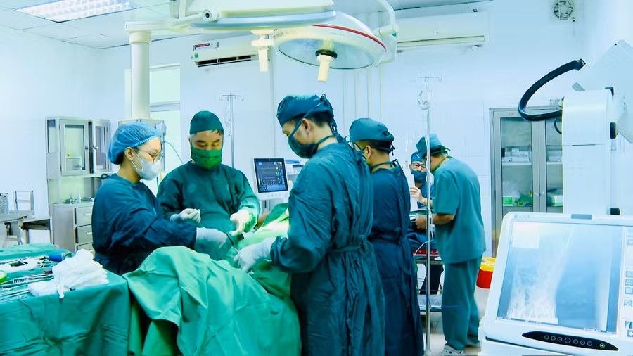 Bệnh viện Quân y 211 hiện đã triển khai được nhiều kỹ thuật mới nâng cao chất lượng khám cấp cứu điều trị bệnh nhân. Ảnh: Như Nguyện