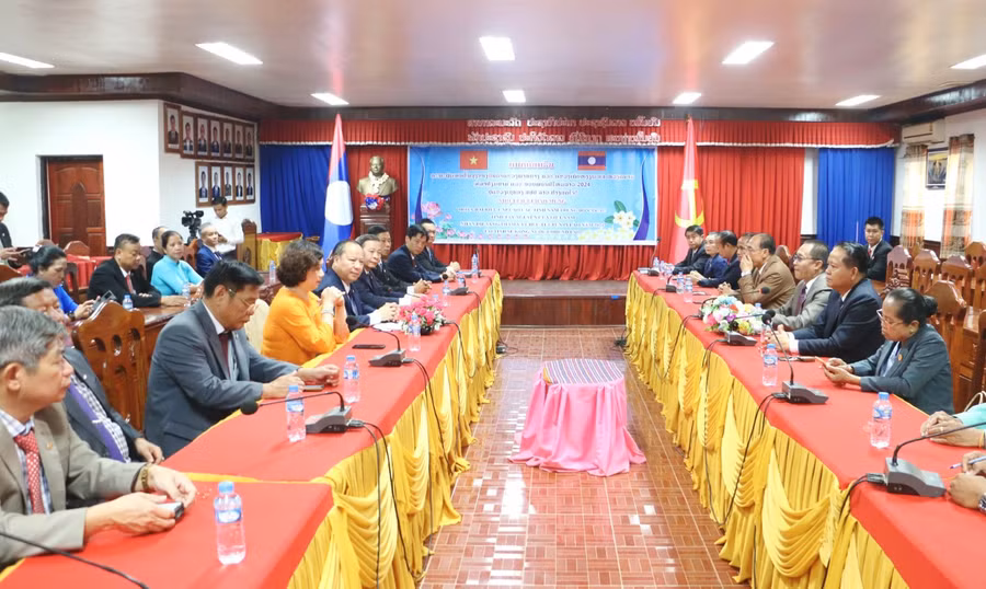 Quang cảnh buổi thăm, chúc Tết tại tỉnh Sekong. Ảnh: Q.T