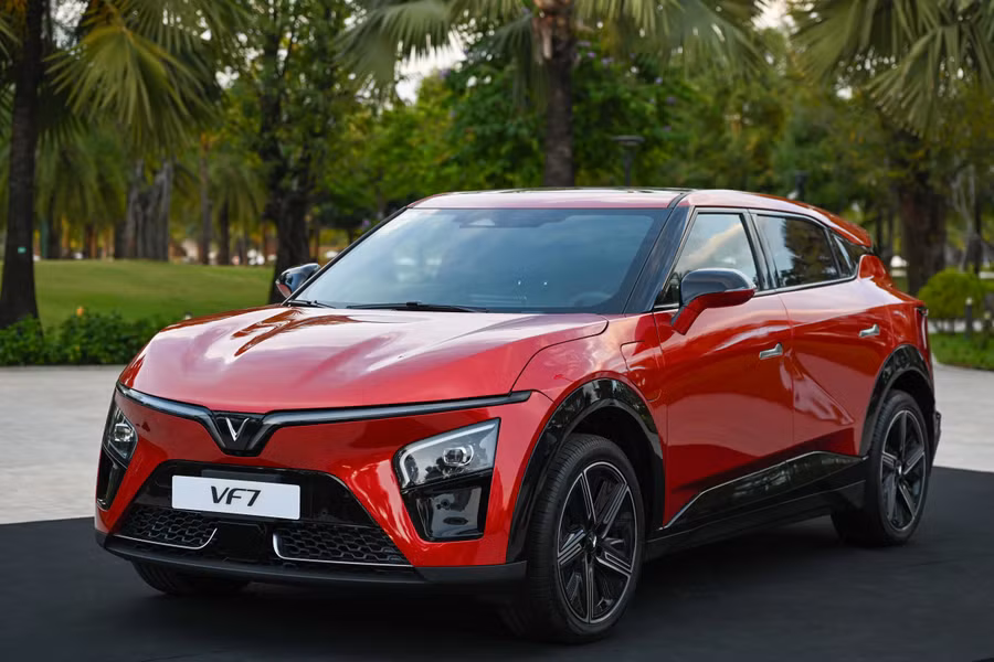 VinFast VF7 là mẫu crossover cỡ C của Vinfast. Ảnh: ST.