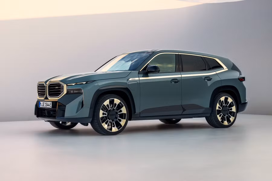 BMW XM là dòng xe hiệu suất cao đầu tiên được BMW ra mắt chính hãng tại Việt Nam. Ảnh: ST