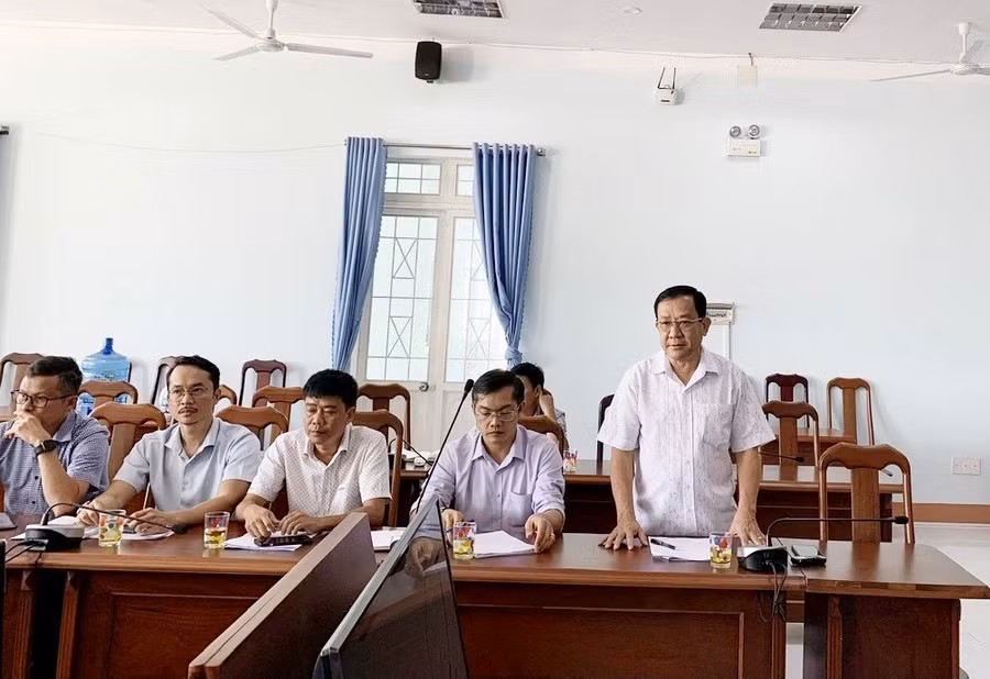 ..Ông Nguyễn Kim Đại Phó Giám đốc Sở Xây dựng phát biểu tại buổi làm việc. Ảnh: Nhật Hào