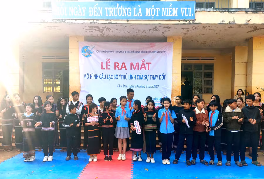 Câu lạc bộ có 30 thành viên là học sinh từ lớp 6 đến lớp 9 của Trường Tiểu học và THCS Kpă Klơng. Ảnh: Nhật Hào