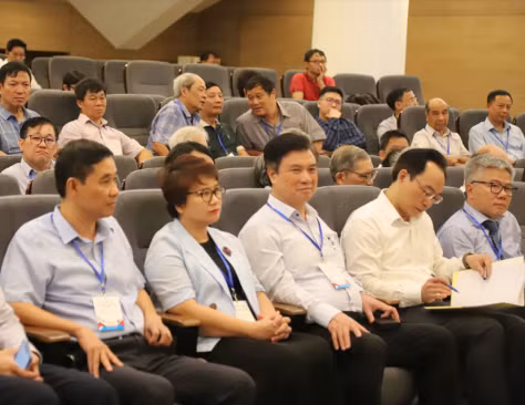 Các đại biểu dự hoạt động 50 năm Việt Nam tham dự IMO