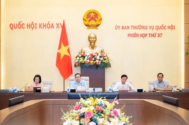 Ủy ban Thường vụ Quốc hội họp phiên 37, ngày 25-9