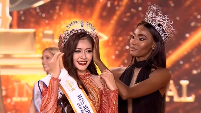 Mỹ nhân Ecuador đăng quang Miss Supranational 2023, Đặng Thanh Ngân giành ngôi Á hậu 4 - Ảnh 3. Đặng Thanh Ngân xuất sắc giành ngôi Á hậu 4 tại Miss Supranational 2023. CHỤP MÀN HÌNH