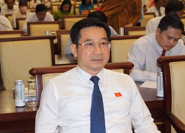 Ông Dương Ngọc Hải, Chủ nhiệm Ủy ban Kiểm tra Thành ủy TP HCM vừa được đại biểu HĐND TP bầu làm Phó Chủ tịch UBND TP.