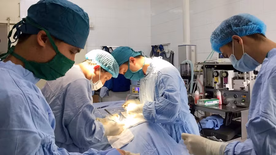 Chính sách mới về thu hút và hỗ trợ phát triển nguồn nhân lực tỉnh Lâm Đồng đến năm 2030, trong đó có các đối tượng thuộc ngành Y tế.