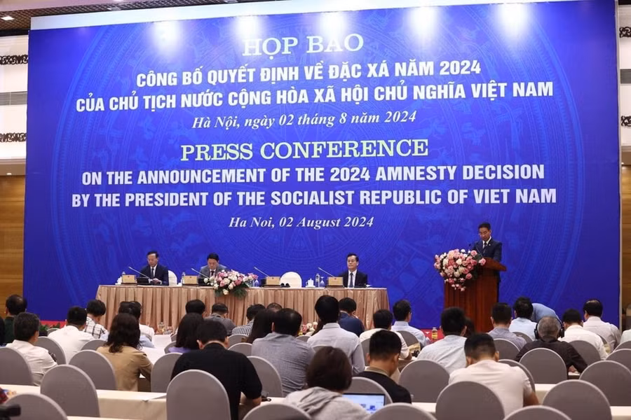 Họp báo công bố Quyết định đặc xá năm 2024 của Chủ tịch nước Cộng hòa xã hội chủ nghĩa Việt Nam. (Ảnh: TTXVN phát)