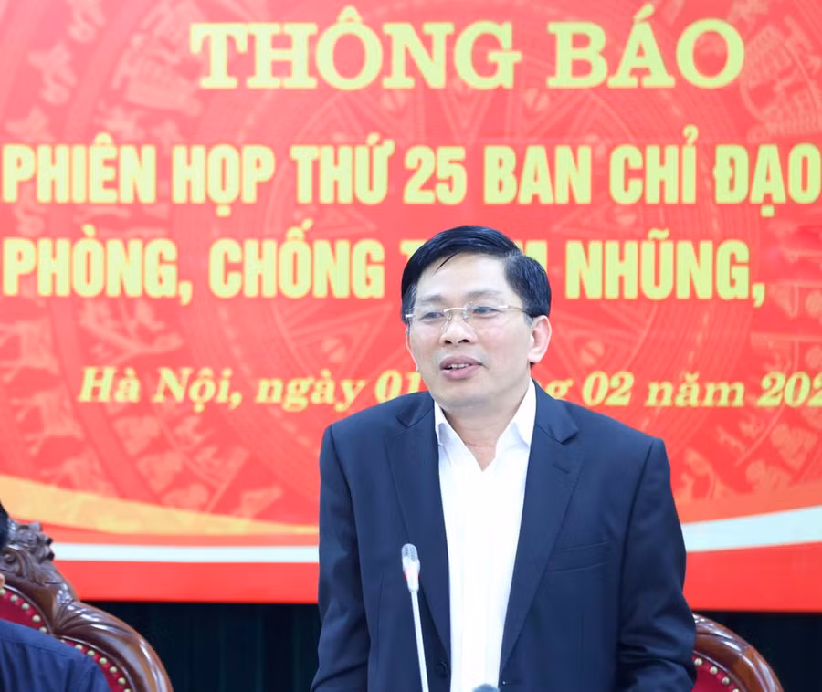 Ông Đặng Văn Dũng, Phó Trưởng Ban Nội chính Trung ương thông báo kết quả Phiên họp. (Ảnh: Phương Hoa/TTXVN)