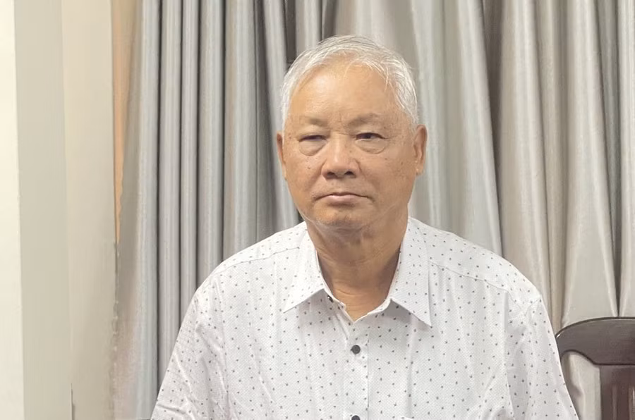 Nguyên Chủ tịch Ủy ban Nhân dân tỉnh Phú Yên Phạm Đình Cự tại Cơ quan Cảnh sát điều tra Công an tỉnh. (Ảnh: Tường Quân/TTXVN)