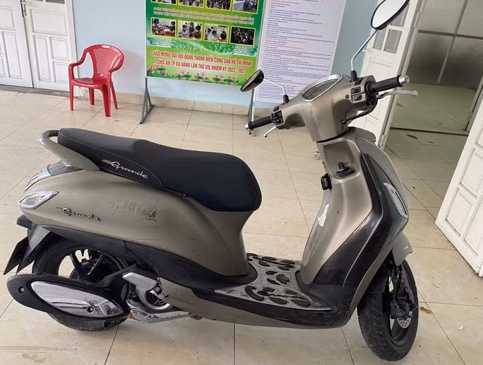 Xe máy đối tượng sử dụng để bỏ trốn (ảnh công an cung cấp)