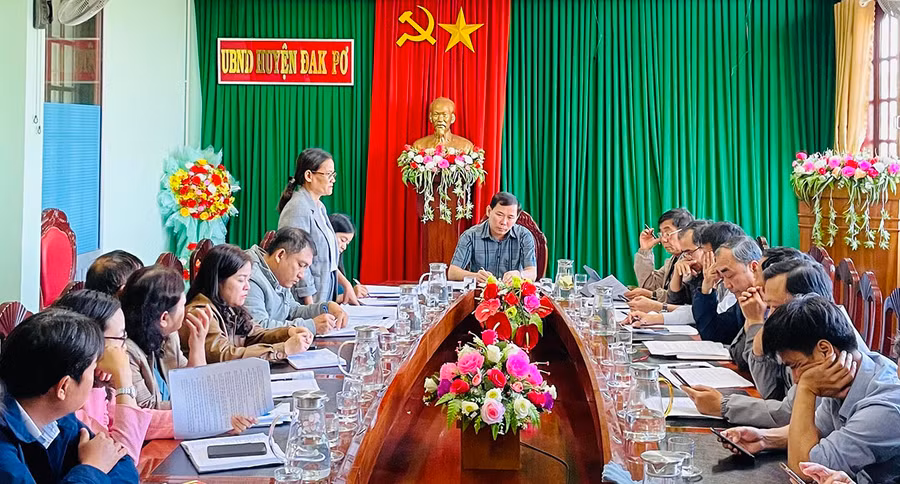 Quang cảnh cuộc họp. Ảnh: Nguyễn Hiền Quang cảnh cuộc họp. Ảnh: Nguyễn Hiền