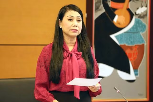 Bà Hoàng Thị Thúy Lan Bà Hoàng Thị Thúy Lan