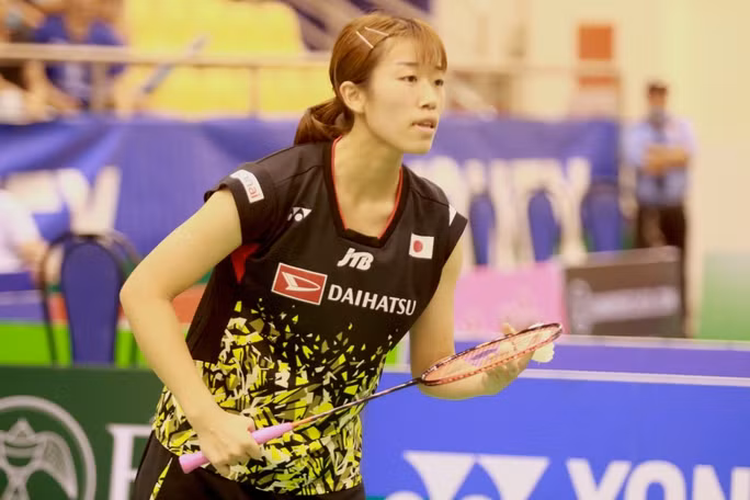 Hạ đối thủ Nhật Bản, Nguyễn Thùy Linh vào chung kết Vietnam Open 2023 - Ảnh 2. Suizu Manami gây rất nhiều khó khăn cho Thùy Linh ở ván hai