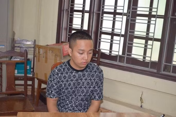 Đào Văn Sáng tại cơ quan công an