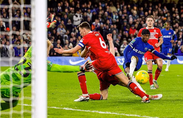 Noni Madueke ghi bàn thứ 6 cho Chelsea Noni Madueke ghi bàn thứ 6 cho Chelsea