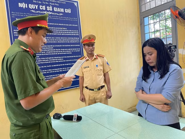 Bà Thanh tại cơ quan công an