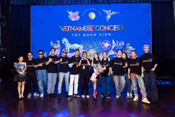 Hoàng Thùy Linh thấy mình là người giàu có - Ảnh 3. Hoàng Thùy Linh giới thiệu liveshow đầu tiên của mình sau 20 năm theo đuổi nghệ thuật.
