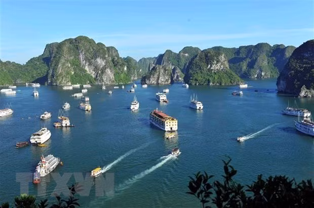 Vịnh Hạ Long. (Ảnh: Minh Đức/TTXVN)