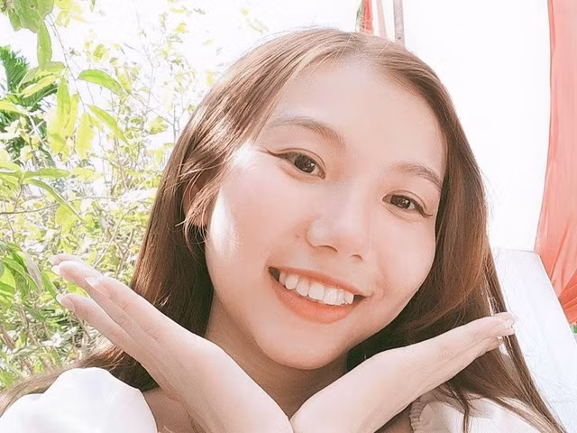 Thu Vy cho biết sẽ gọi về nhà để chúc mừng Ngày của Mẹ. Ảnh: NVCC