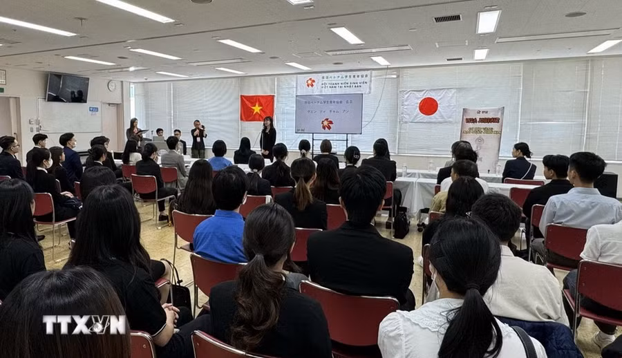 Toàn cảnh lễ khai mạc VYSA JOB FAIR 2024. (Ảnh: Phạm Tuân/TTXVN)